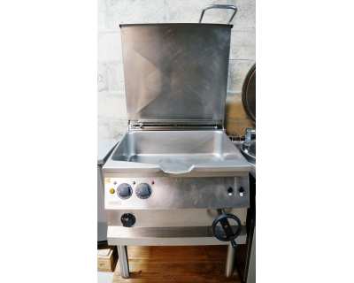 Sauteuse basculante occasion à gaz zanussi de 80L