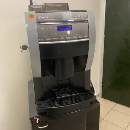 Machine à café double expresso occasion  sur socle autonome koro necta