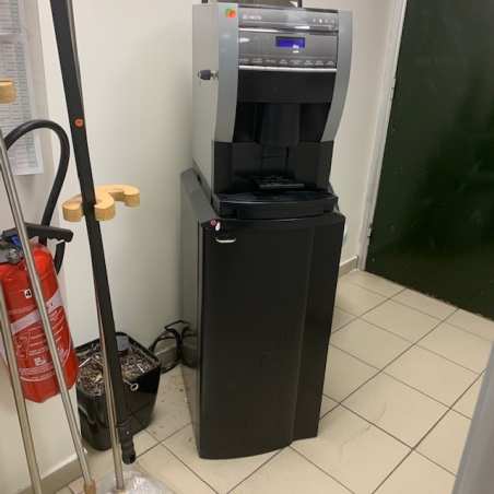 Machine à café double expresso occasion  sur socle autonome koro necta